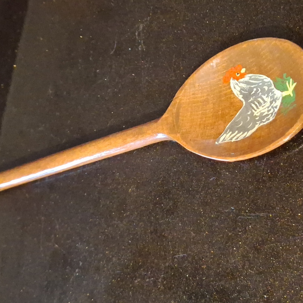 Wooden Bird Spoon with Rooster Design Hand-painted Chicken Rest - Picture 2 of 3